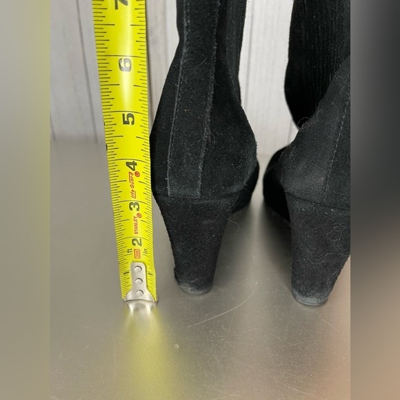 Dolce Vita Size 8.5 Black Suede Pull On Booties Boots Leather - Picture 6 of 7